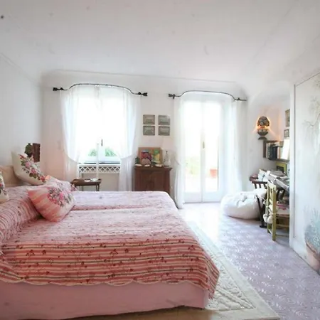 度假居 **superb Sea View For 12 Guests In Luxury *